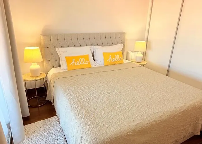 Apartment Nomad Dreams N5 With Garage & Swimming Pool *