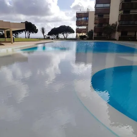 Seaside One Bedroom With Terraces, Garage & Swimming Pool Κασκαΐς