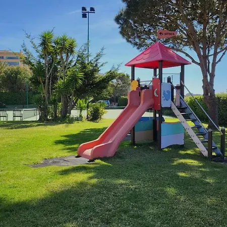 Seaside One Bedroom With Terraces, Garage & Swimming Pool Apartamento *