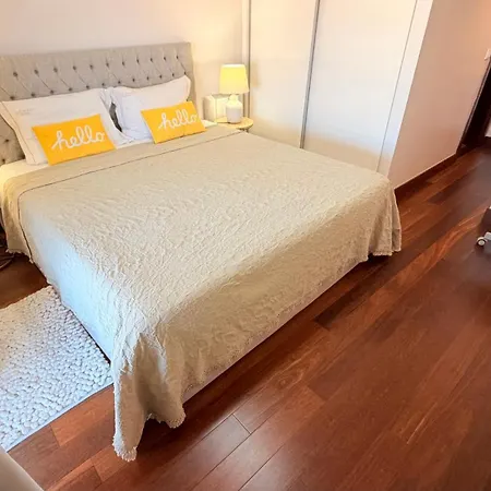 Apartamento Seaside One Bedroom With Terraces, Garage & Swimming Pool *