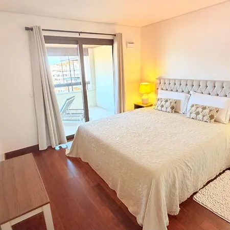 Seaside One Bedroom With Terraces, Garage & Swimming Pool *