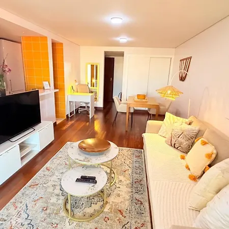 Seaside One Bedroom With Terraces, Garage & Swimming Pool Διαμέρισμα