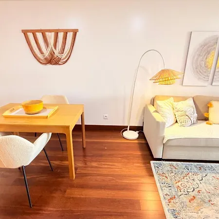 Seaside One Bedroom With Terraces, Garage & Swimming Pool * Κασκαΐς