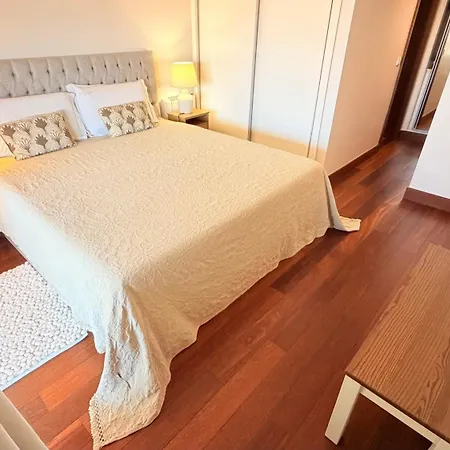 Seaside One Bedroom With Terraces, Garage & Swimming Pool Διαμέρισμα Κασκαΐς