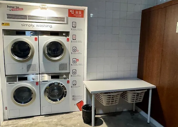 Nomad Dreams N5 With Garage & Swimming Pool