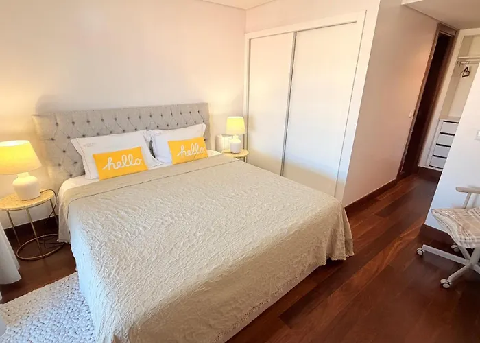 Nomad Dreams N5 With Garage & Swimming Pool