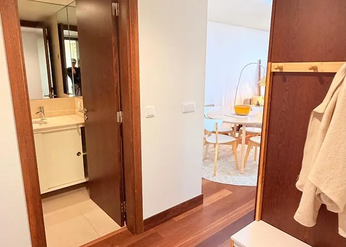 Nomad Dreams N5 With Garage & Swimming Pool *