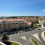 דירה Amazing One Bedroom With Terraces, Garage & Swimming Pool