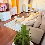 Lejlighed Amazing One Bedroom Apartment With Terraces, Garage & Swimming Pool Cascais