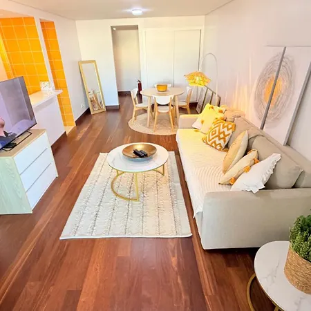 Amazing One Bedroom With Terraces, Garage & Swimming Pool * קסקאיס