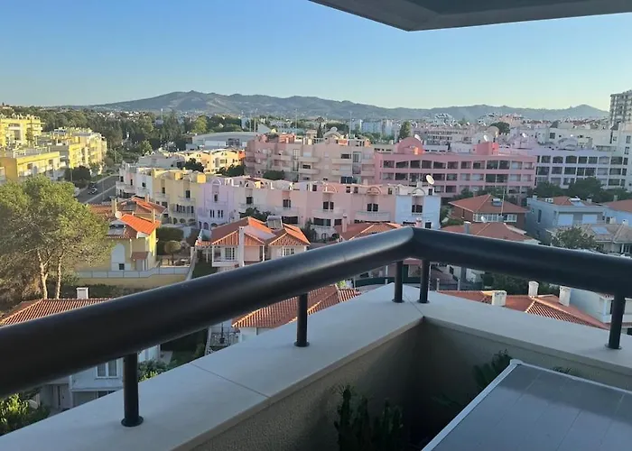 Апартаменты Nomad Dreams N5 With Garage & Swimming Pool Кашкайш