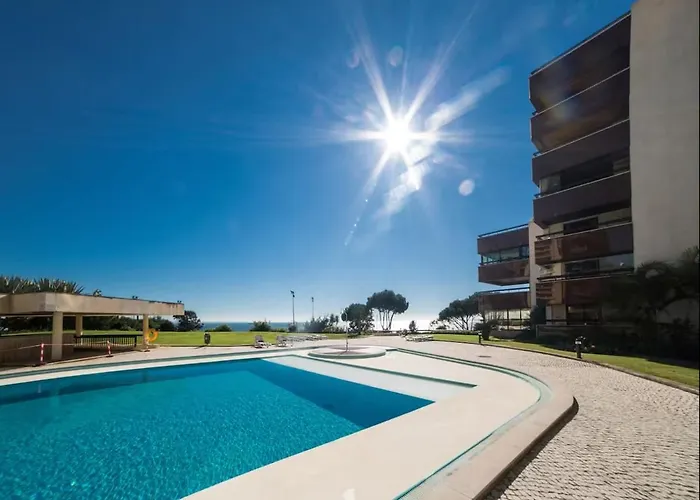 Апартаменты Nomad Dreams N5 With Garage & Swimming Pool *