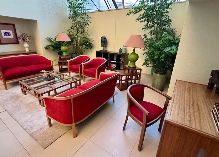 Апартаменты Nomad Dreams N5 With Garage & Swimming Pool