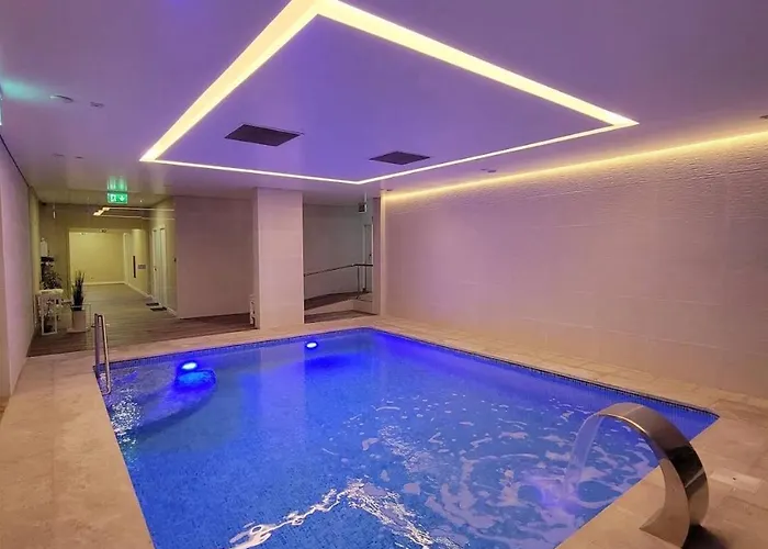 Nomad Dreams N5 With Garage & Swimming Pool Апартаменты